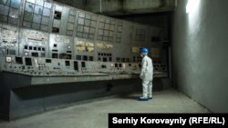 Една от старите командни зали на Чернобилската атомна електроцентрала.