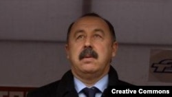 Газзаев фактически разорил "Аланию", а теперь метит в президенты РФС