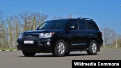 Lexus 570 үлгүсүндөгү жол тандабас