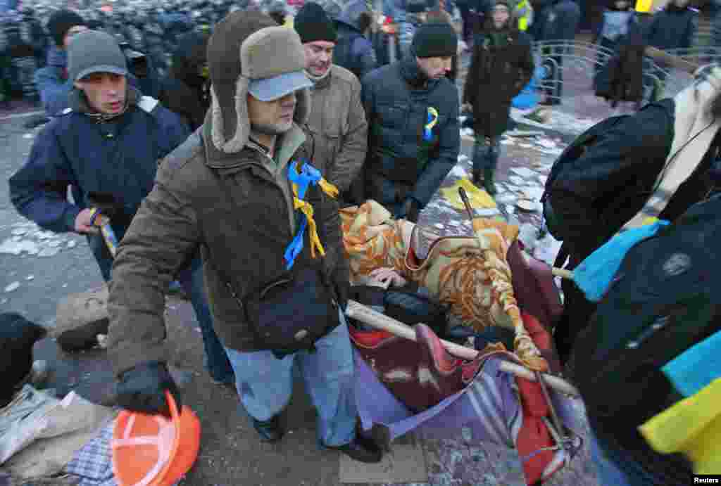 Kijev, 11. decembar 2013. Foto: REUTERS / Gleb Garanich
