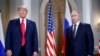 Predsednik SAD Donald Tramp i ruski predsednik Vladimir Putin pred sastanak u Helsinkiju 2018.