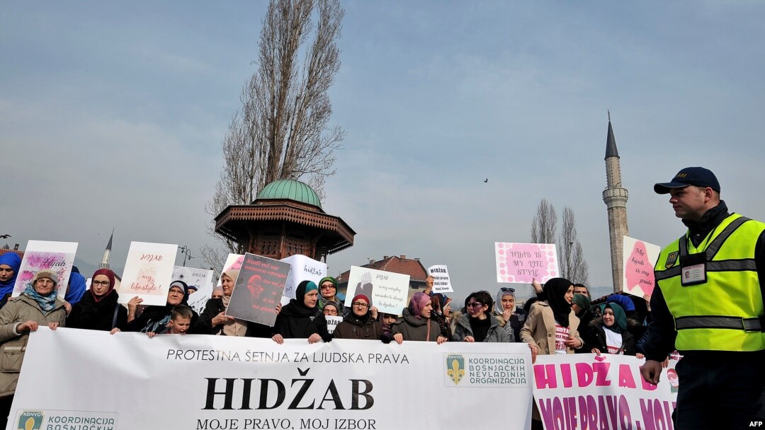 Protesti protiv odluke VSTV-a, February 7, 2016