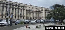 În fosta clădire a Comitetului Central al Partidului Comunist Român își are sediul, în zilele noastre, Ministerul de Interne condus de Cătălin Predoiu.