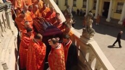 Блаженнішого Любомира Гузара провели в останню путь оплесками (відео)