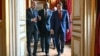 Francuski ministar vanjskih poslova Jean-Noel Barrot (lijevo), britanski ministar vanjskih poslova David Lammy (u sredini) i američki državni sekretar Marco Rubio u Parizu, 17. april 2025.