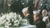 <p>U ponedjeljak 20. septembara navršava se 18 godina od otvaranja Memorijalnog centra Srebrenica-Potočari,<b>&nbsp;</b>spomen obilježja i mezarja za žrtve genocida iz 1995. godine. Memorijalni centar je u septembru 2003. godine zvanično otvorio tadašnji predsjednik SAD-a Bill Clinton.</p>
