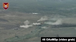 Фронт. Курахове (Донецька область). 46 ОАеМБр
