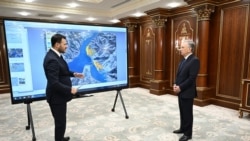 Sea Breeze Uzbekistan курорт мажмуаси ташаббусчиси, расман эълон қилинганига кўра, шахсан президент Шавкат Мирзиëевнинг ўзи¸ижрочиси эса Озарбайжон президенти Илҳом Алиевнинг собиқ куëви Эмин Агаларовдир.