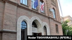 Представителям грузинского руководства разъяснения официальной Анкары по поводу визита турецкой делегации в Абхазию показались недостаточными и не совсем убедительными. 