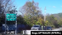 На встрече представителям Тбилиси и Цхинвала удалось договориться о начале совместной работы по поиску без вести пропавших людей в период с 1989 по 1992 годы. 