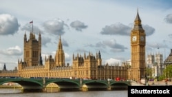 Будівля британського парламенту в Лондоні