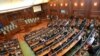 Sa jedne od sednica na kojoj je pokušano konstituisanje Skupštine Kosova, aprič 2025.