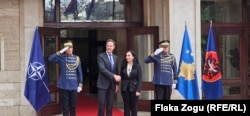 Генсекретар НАТО Марк Рютте зустрічається з президенткою Косова Вйосою Османі в Приштині