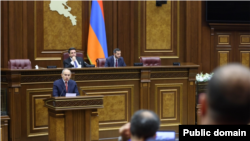 Armenia - Prime Minister Nikol Pashinian speaks in the Armenian parliament, Yerevan, April 16, 2025.